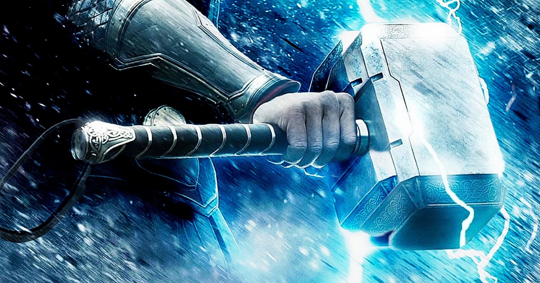 Stitch wields Thor’s hammer